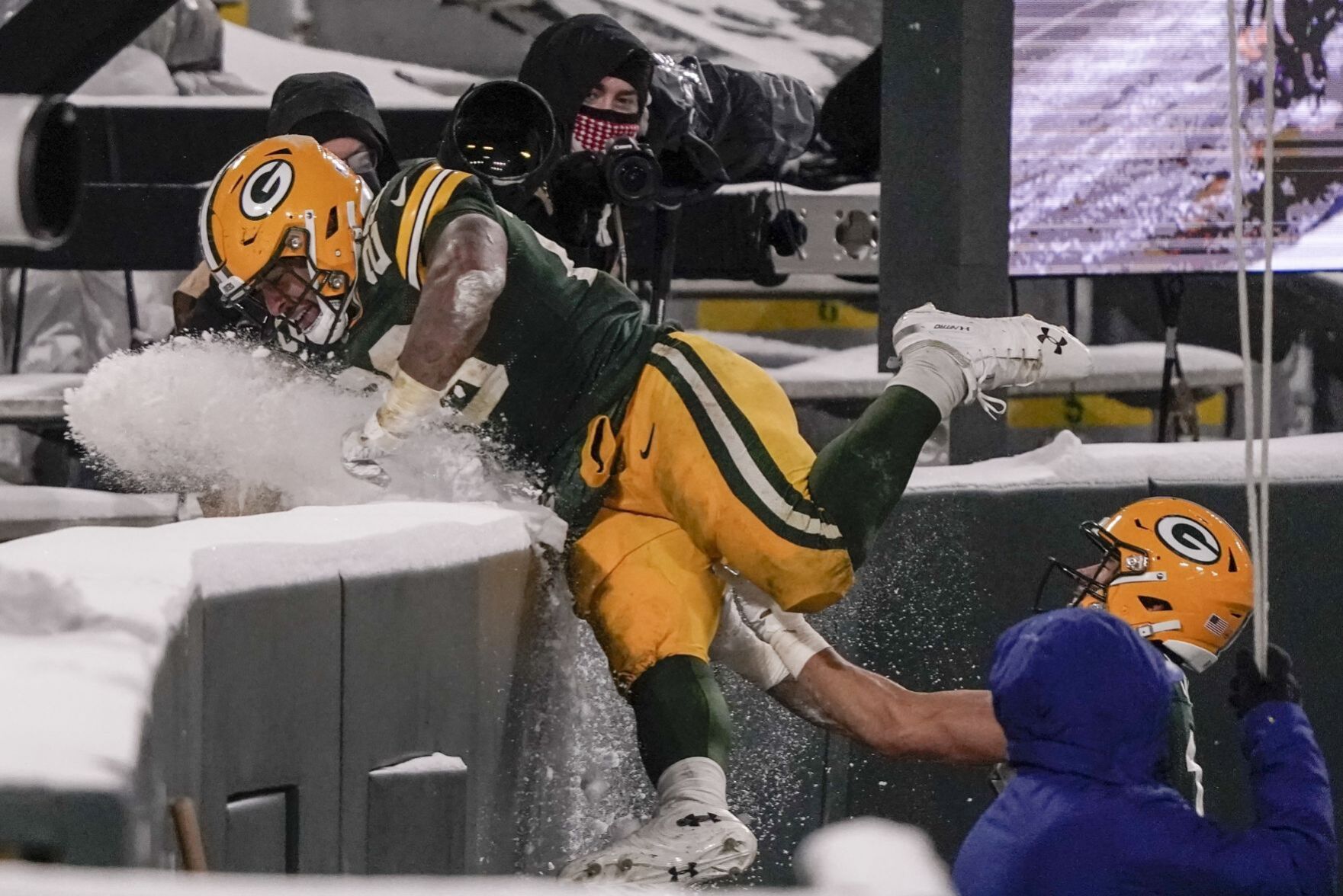 Packers 40, Titans 14